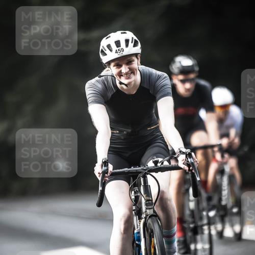 13.09.2026 - Stadtparktriathlon H.Heesch http://msf.ph/oto/10374349 13.09.2026 10:54:22 Radfahren 445, 459, 466, 468, 471, 472 meine-sportfotos.de