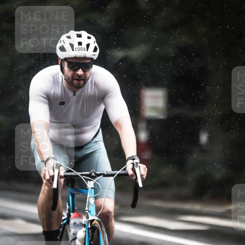 13.09.2026 - Stadtparktriathlon H.Heesch http://msf.ph/oto/10374355 13.09.2026 12:11:23 Radfahren 880, 959, 962, 1008, 1036, 1048 meine-sportfotos.de