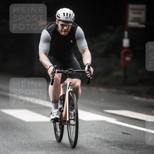 13.09.2026 - Stadtparktriathlon H.Heesch http://msf.ph/oto/10374395 13.09.2026 10:25:18 Radfahren 249 meine-sportfotos.de