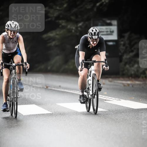 13.09.2026 - Stadtparktriathlon H.Heesch http://msf.ph/oto/10374428 13.09.2026 10:54:35 Radfahren 406, 414, 464, 571 meine-sportfotos.de