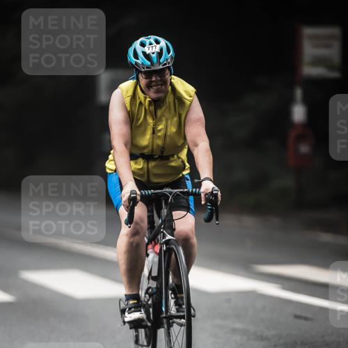 13.09.2026 - Stadtparktriathlon H.Heesch http://msf.ph/oto/10374436 13.09.2026 10:25:26 Radfahren 241, 317, 370, 777 meine-sportfotos.de