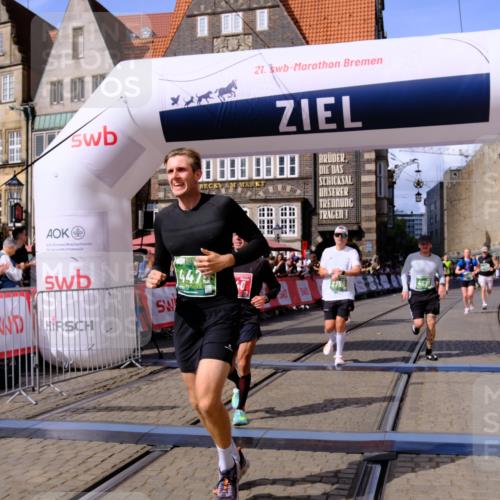 13.09.2026 - 21. swb-Marathon Bremen Tim E. http://msf.ph/oto/10374442 13.09.2026 13:11:18 Ziel 335, 384, 697, 2021, 2759, 3484, 3647, 4023, 4429, 4475, 4571, 5079, 5168, 5314, 6471, 6657, 7115, 7136, 8183, 9410, 9622 meine-sportfotos.de