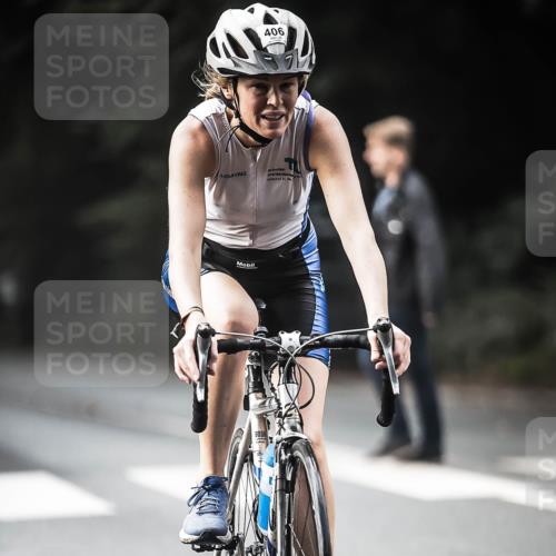 13.09.2026 - Stadtparktriathlon H.Heesch http://msf.ph/oto/10374450 13.09.2026 10:54:36 Radfahren 406, 414, 464, 571 meine-sportfotos.de