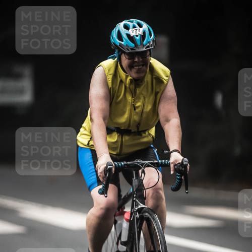 13.09.2026 - Stadtparktriathlon H.Heesch http://msf.ph/oto/10374453 13.09.2026 10:25:26 Radfahren 241, 317, 370, 777 meine-sportfotos.de