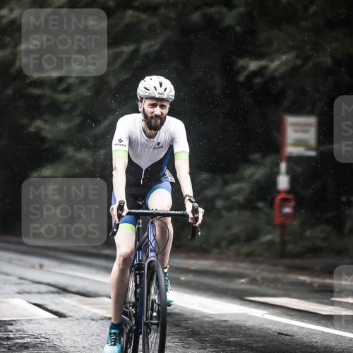 13.09.2026 - Stadtparktriathlon H.Heesch http://msf.ph/oto/10374473 13.09.2026 12:11:44 Radfahren 849, 972, 1056 meine-sportfotos.de
