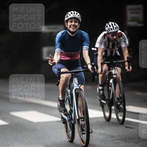 13.09.2026 - Stadtparktriathlon H.Heesch http://msf.ph/oto/10374479 13.09.2026 10:25:29 Radfahren 241, 317, 370, 777 meine-sportfotos.de