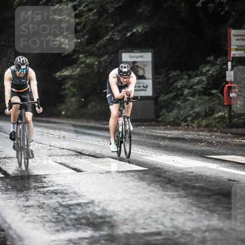 13.09.2026 - Stadtparktriathlon H.Heesch http://msf.ph/oto/10374494 13.09.2026 12:11:49 Radfahren 849, 972, 1056 meine-sportfotos.de