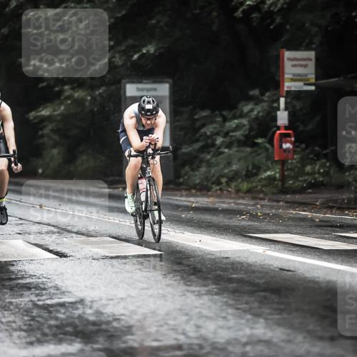 13.09.2026 - Stadtparktriathlon H.Heesch http://msf.ph/oto/10374500 13.09.2026 12:11:50 Radfahren 849, 972, 1056 meine-sportfotos.de