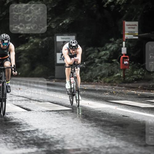 13.09.2026 - Stadtparktriathlon H.Heesch http://msf.ph/oto/10374505 13.09.2026 12:11:50 Radfahren 849, 972, 1056 meine-sportfotos.de