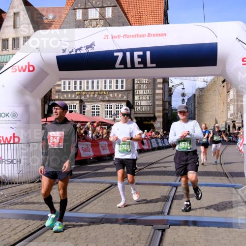 13.09.2026 - 21. swb-Marathon Bremen Tim E. http://msf.ph/oto/10374507 13.09.2026 13:11:19 Ziel 335, 697, 2021, 2759, 3448, 3484, 3647, 4023, 4429, 4475, 4571, 5079, 5314, 6471, 6657, 7136, 8183, 9410, 9622 meine-sportfotos.de