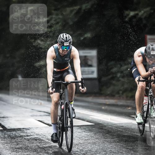 13.09.2026 - Stadtparktriathlon H.Heesch http://msf.ph/oto/10374523 13.09.2026 12:11:50 Radfahren 849, 972, 1056 meine-sportfotos.de