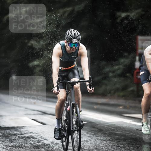 13.09.2026 - Stadtparktriathlon H.Heesch http://msf.ph/oto/10374529 13.09.2026 12:11:51 Radfahren 972, 1056 meine-sportfotos.de