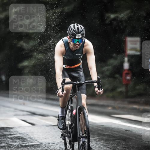 13.09.2026 - Stadtparktriathlon H.Heesch http://msf.ph/oto/10374533 13.09.2026 12:11:51 Radfahren 972, 1056 meine-sportfotos.de