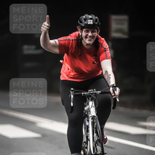 13.09.2026 - Stadtparktriathlon H.Heesch http://msf.ph/oto/10374619 13.09.2026 10:25:39 Radfahren 281, 395 meine-sportfotos.de