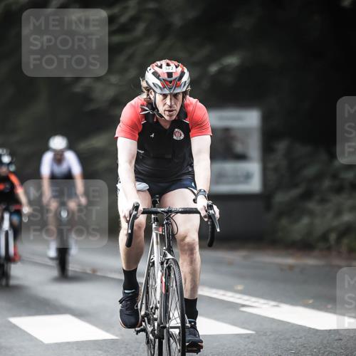 13.09.2026 - Stadtparktriathlon H.Heesch http://msf.ph/oto/10374623 13.09.2026 10:54:59 Radfahren 372, 381, 420, 432, 473, 520, 557, 572, 666 meine-sportfotos.de