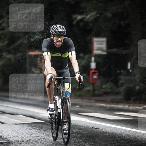 13.09.2026 - Stadtparktriathlon H.Heesch http://msf.ph/oto/10374661 13.09.2026 12:12:03 Radfahren 865, 873, 950, 951, 974 meine-sportfotos.de