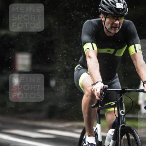 13.09.2026 - Stadtparktriathlon H.Heesch http://msf.ph/oto/10374684 13.09.2026 12:12:03 Radfahren 865, 873, 950, 951, 974 meine-sportfotos.de
