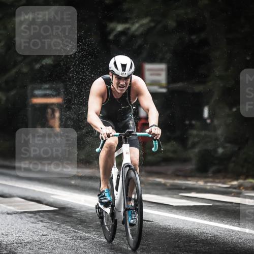 13.09.2026 - Stadtparktriathlon H.Heesch http://msf.ph/oto/10374699 13.09.2026 12:12:06 Radfahren 873, 950, 951, 974, 1004 meine-sportfotos.de