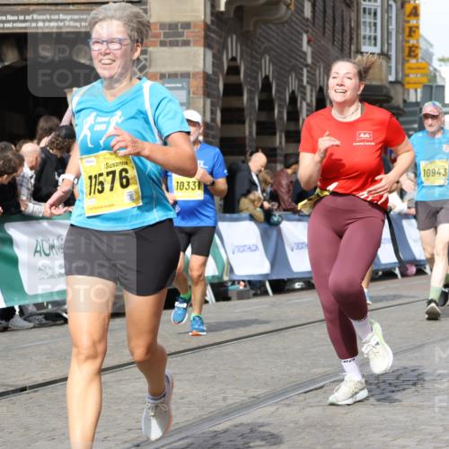 13.09.2026 - 21. swb-Marathon Bremen Strokosch-Dieckow http://msf.ph/oto/10374777 13.09.2026 11:02:24 Ziel 10257, 10439, 10444, 10473, 10500, 10617, 10636, 10803, 10817, 10924, 11249, 11268, 11436, 11576, 11811, 11859, 12016, 12042, 12094, 12095, 12134, 12135, 12145, 12360, 12412, 12437, 12506, 11137, 11261, 11508, 11526, 11554, 11662, 11890, 11945, 12154, 12169, 12252, 12429, 12489 meine-sportfotos.de