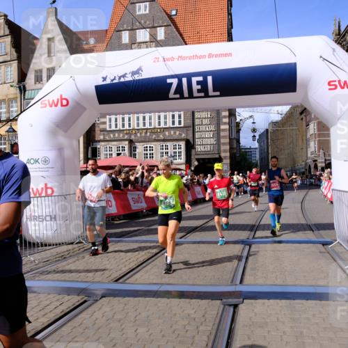 13.09.2026 - 21. swb-Marathon Bremen Tim E. http://msf.ph/oto/10374814 13.09.2026 13:11:26 Ziel 335, 697, 1349, 2021, 2087, 3440, 3448, 3484, 3647, 4429, 5079, 6471, 6657, 8183, 8474, 9410, 9618, 9622, 9762 meine-sportfotos.de