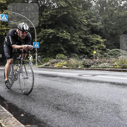 13.09.2026 - Stadtparktriathlon H.Heesch http://msf.ph/oto/10374823 13.09.2026 09:13:46 Radfahren 105, 108, 112, 153 meine-sportfotos.de