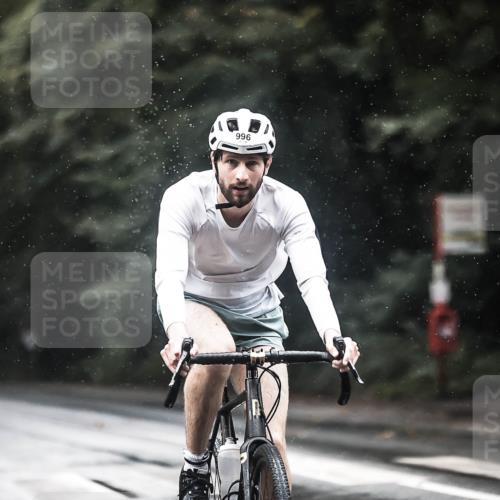 13.09.2026 - Stadtparktriathlon H.Heesch http://msf.ph/oto/10374853 13.09.2026 12:12:38 Radfahren 842, 953, 996 meine-sportfotos.de