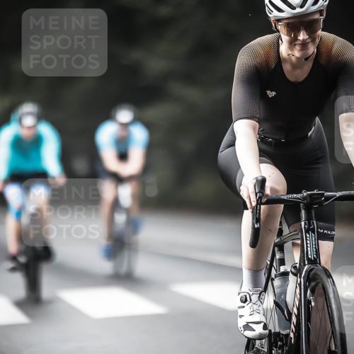 13.09.2026 - Stadtparktriathlon H.Heesch http://msf.ph/oto/10374862 13.09.2026 10:55:26 Radfahren 353, 358, 370, 546, 672 meine-sportfotos.de