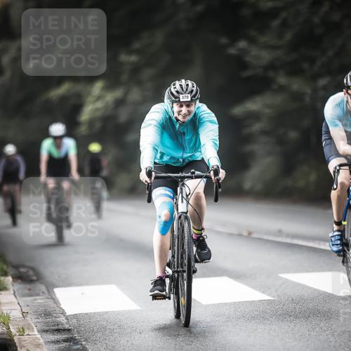 13.09.2026 - Stadtparktriathlon H.Heesch http://msf.ph/oto/10374866 13.09.2026 10:55:27 Radfahren 353, 358, 370, 392, 546, 672 meine-sportfotos.de