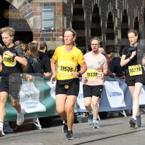 13.09.2026 - 21. swb-Marathon Bremen Strokosch-Dieckow http://msf.ph/oto/10374903 13.09.2026 11:02:28 Ziel 10173, 10257, 10331, 10439, 10473, 10500, 10617, 10636, 10803, 10924, 10943, 11249, 11436, 11576, 11811, 12016, 12042, 12094, 12134, 12135, 12145, 12360, 12437, 12506, 10190, 10985, 11137, 11261, 11508, 11526, 11554, 11662, 11776, 11890, 11945, 12154, 12252, 12429, 12451, 12489 meine-sportfotos.de