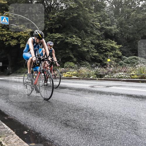 13.09.2026 - Stadtparktriathlon H.Heesch http://msf.ph/oto/10374921 13.09.2026 09:14:13 Radfahren 56, 75, 76, 84, 114, 133 meine-sportfotos.de
