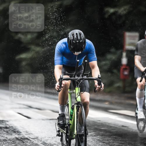 13.09.2026 - Stadtparktriathlon H.Heesch http://msf.ph/oto/10374923 13.09.2026 12:12:47 Radfahren 842, 857, 953, 970, 980, 1037 meine-sportfotos.de