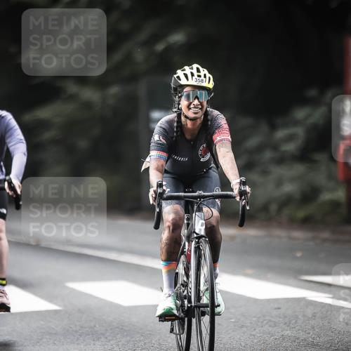 13.09.2026 - Stadtparktriathlon H.Heesch http://msf.ph/oto/10374936 13.09.2026 10:55:32 Radfahren 353, 358, 370, 392, 531, 546, 672 meine-sportfotos.de
