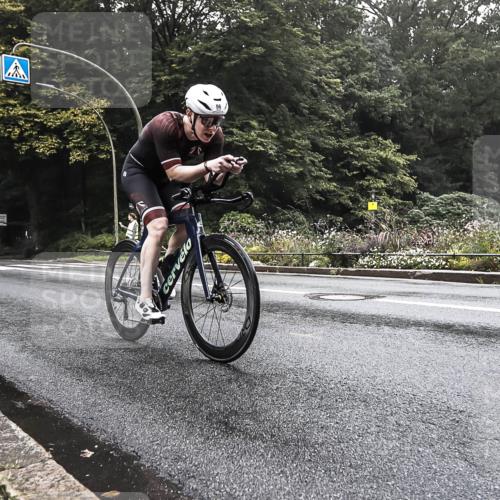 13.09.2026 - Stadtparktriathlon H.Heesch http://msf.ph/oto/10374937 13.09.2026 09:14:16 Radfahren 56, 65, 84, 114 meine-sportfotos.de