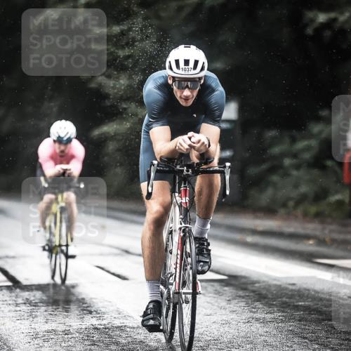 13.09.2026 - Stadtparktriathlon H.Heesch http://msf.ph/oto/10374938 13.09.2026 12:12:49 Radfahren 842, 857, 953, 970, 980, 1028, 1037 meine-sportfotos.de