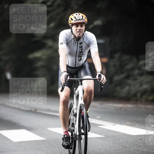 13.09.2026 - Stadtparktriathlon H.Heesch http://msf.ph/oto/10374978 13.09.2026 10:55:37 Radfahren 358, 392, 531 meine-sportfotos.de