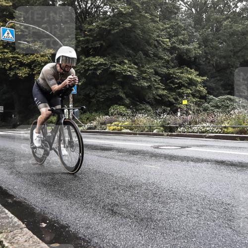 13.09.2026 - Stadtparktriathlon H.Heesch http://msf.ph/oto/10374979 13.09.2026 09:14:27 Radfahren 49, 51, 64, 106, 143 meine-sportfotos.de
