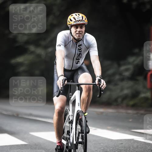 13.09.2026 - Stadtparktriathlon H.Heesch http://msf.ph/oto/10374982 13.09.2026 10:55:37 Radfahren 358, 392, 531 meine-sportfotos.de