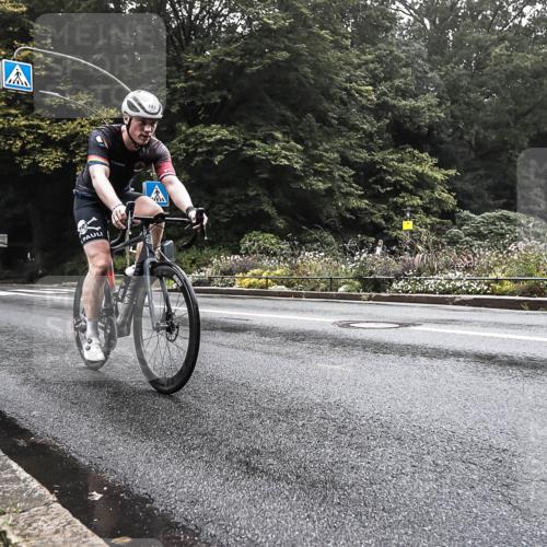 13.09.2026 - Stadtparktriathlon H.Heesch http://msf.ph/oto/10374984 13.09.2026 09:14:28 Radfahren 49, 51, 64, 106, 143, 198 meine-sportfotos.de