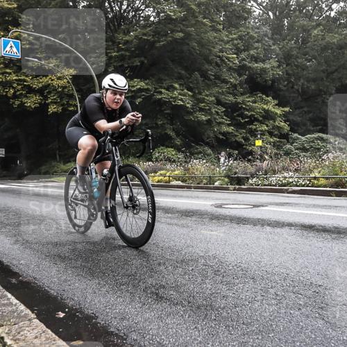 13.09.2026 - Stadtparktriathlon H.Heesch http://msf.ph/oto/10374994 13.09.2026 09:14:31 Radfahren 23, 106, 123, 143, 198 meine-sportfotos.de