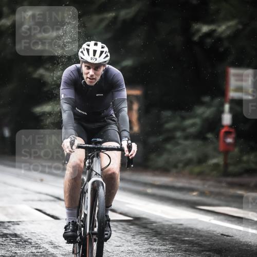 13.09.2026 - Stadtparktriathlon H.Heesch http://msf.ph/oto/10375016 13.09.2026 12:12:59 Radfahren 979, 1028, 1045, 1051, 1187 meine-sportfotos.de
