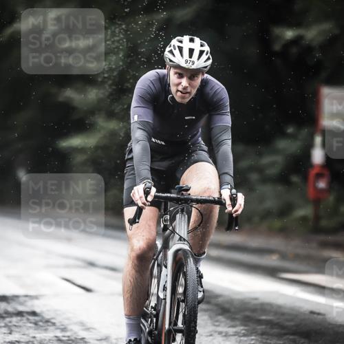 13.09.2026 - Stadtparktriathlon H.Heesch http://msf.ph/oto/10375022 13.09.2026 12:12:59 Radfahren 979, 1028, 1045, 1051, 1187 meine-sportfotos.de