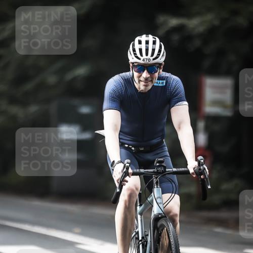13.09.2026 - Stadtparktriathlon H.Heesch http://msf.ph/oto/10375051 13.09.2026 10:55:50 Radfahren 361, 470, 493, 498 meine-sportfotos.de