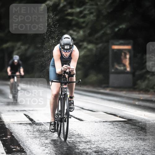 13.09.2026 - Stadtparktriathlon H.Heesch http://msf.ph/oto/10375054 13.09.2026 12:13:02 Radfahren 858, 979, 1045, 1051, 1187 meine-sportfotos.de