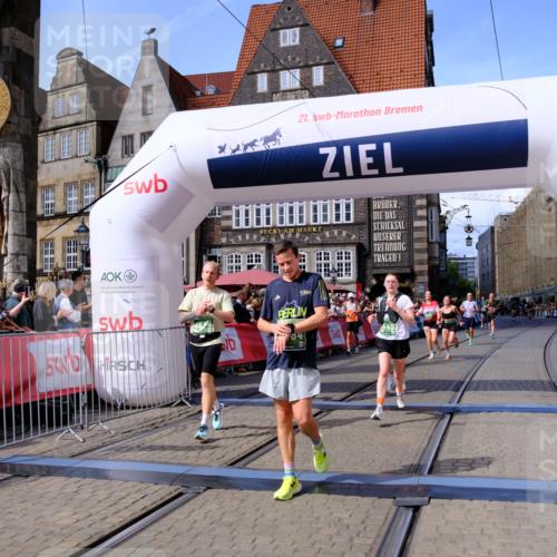 13.09.2026 - 21. swb-Marathon Bremen Tim E. http://msf.ph/oto/10375057 13.09.2026 13:11:32 Ziel 335, 1349, 2087, 3440, 3448, 3484, 3647, 3899, 4429, 6274, 8183, 8474, 9291, 9410, 9618, 9762 meine-sportfotos.de