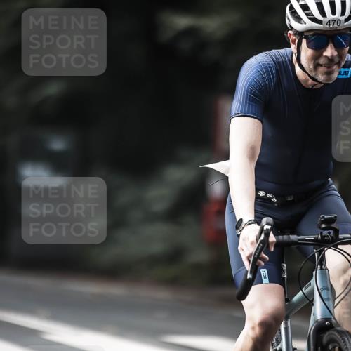13.09.2026 - Stadtparktriathlon H.Heesch http://msf.ph/oto/10375061 13.09.2026 10:55:50 Radfahren 361, 470, 493, 498 meine-sportfotos.de