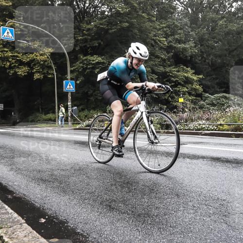 13.09.2026 - Stadtparktriathlon H.Heesch http://msf.ph/oto/10375062 13.09.2026 09:14:59 Radfahren 177, 184 meine-sportfotos.de