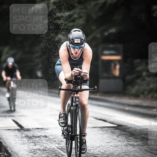 13.09.2026 - Stadtparktriathlon H.Heesch http://msf.ph/oto/10375066 13.09.2026 12:13:02 Radfahren 858, 979, 1045, 1051, 1187 meine-sportfotos.de