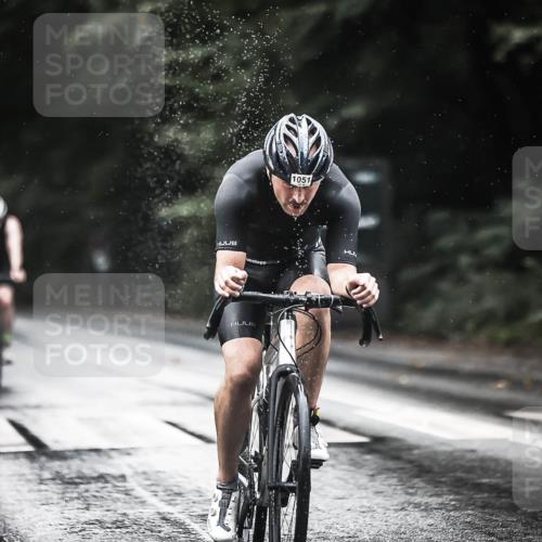 13.09.2026 - Stadtparktriathlon H.Heesch http://msf.ph/oto/10375097 13.09.2026 12:13:04 Radfahren 858, 955, 979, 1045, 1051, 1187 meine-sportfotos.de