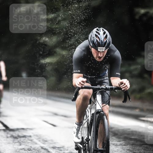 13.09.2026 - Stadtparktriathlon H.Heesch http://msf.ph/oto/10375110 13.09.2026 12:13:05 Radfahren 858, 955, 1015, 1045, 1051, 1187 meine-sportfotos.de