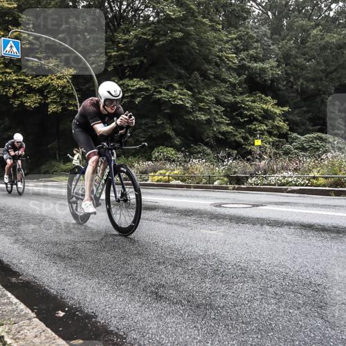 13.09.2026 - Stadtparktriathlon H.Heesch http://msf.ph/oto/10375149 13.09.2026 09:15:28 Radfahren 24, 54, 57, 71, 89, 104, 162, 208 meine-sportfotos.de